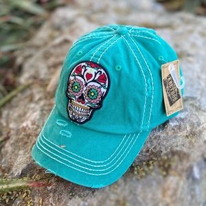 SUGAR SKULL ⭐️NWT DISTRESSED HAT in Turquoise